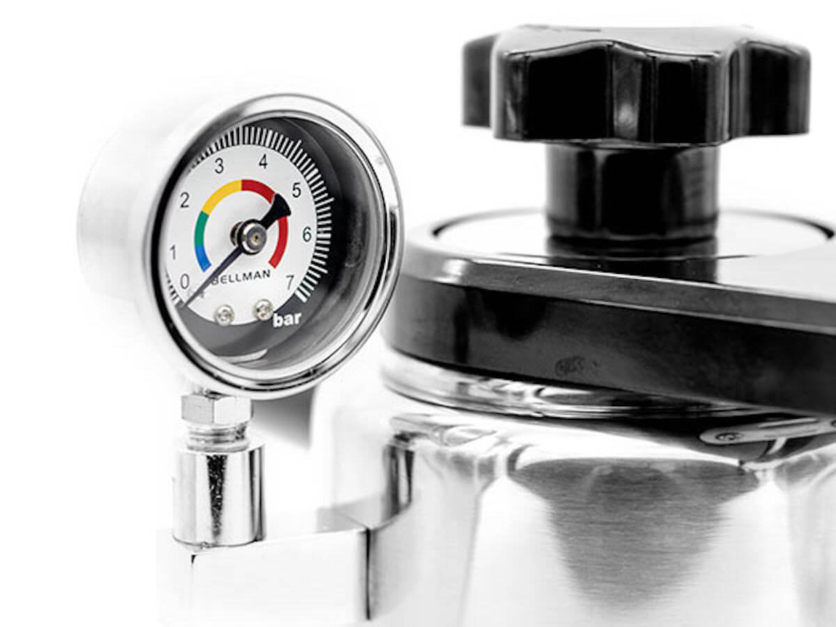 Bellman | Stovetop Espresso Maker & Steamer w. Pressure Gauge